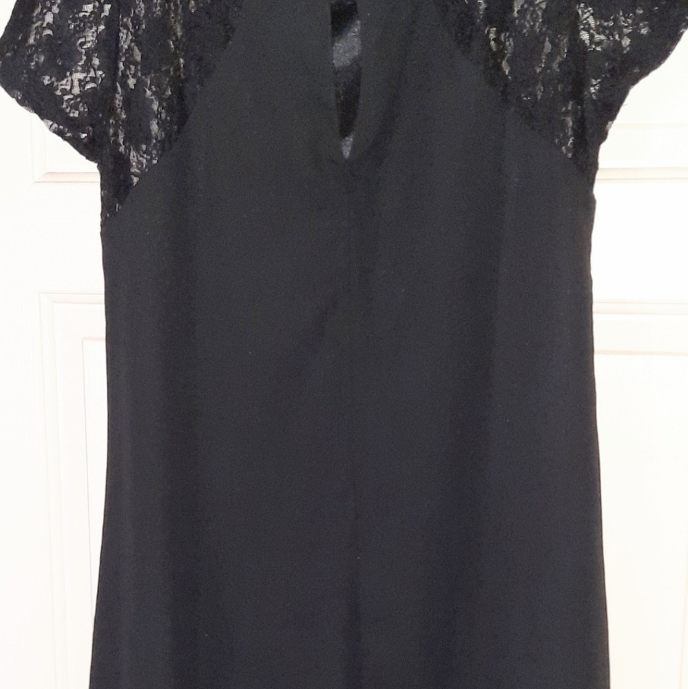 LBD scoop neck lace w/floral sleeves